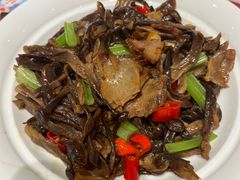 封缸肉炒鹿茸菌-西贝(宝乐汇店)