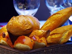 餐前面包-AZUR聚(香格里拉饭店)