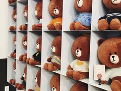 -LINE FRIENDS Garosu-gil Flagship Store