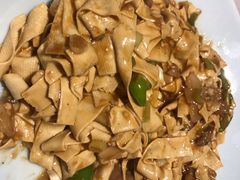 -95号酱骨·一块豆腐(展春园西路店)