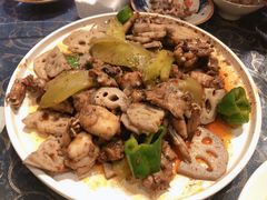 -臻鲜燕海鲜融合餐厅(金陵style店)