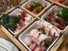 -柠檬花院烤肉·会议团建·聚会·求婚(三圣乡店)