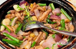 Stir-Fried Crispy Pig Intestine