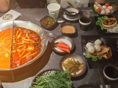 -湊湊火锅·茶憩(杭州湖滨银泰in77店)
