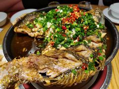 -聚鑫朋酸菜肥肠(文艺路口店)