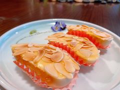 -景月阁空中食府(希尔顿酒店)