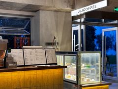 -三勾JJJ Burger&Coffee(梅溪湖店)
