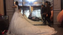 点击看大图 -现代经典婚纱摄影