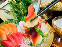-蟹犇前•帝王蟹雪蟹(陆家嘴店)