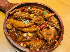 糯叽叽香辣鸡爪-乐乐大排档·30年老字号(浙江路店)