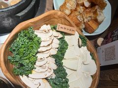 -蘑界·野生菌火锅(深业上城店)
