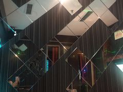 -乐翻天量贩式KTV(淞发路店)