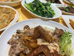 -鹏城人家海鲜酒家·23年老字号(较场尾店)