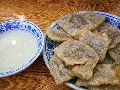 老北京炸灌肠-门框胡同百年卤煮(新街口店)