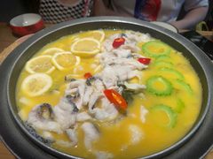 -山城外·非遗酸菜鱼(蜀都万达店)