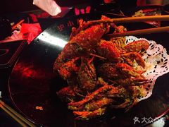 -沪小胖小龙虾(淮海中路旗舰店)
