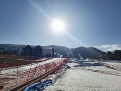 -鳌山滑雪度假区