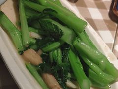 -新大咀港式茶餐厅(宝山万达店)