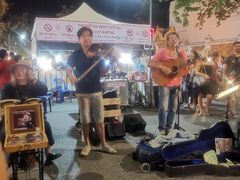-周日夜市