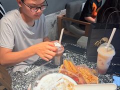 -喜茶(深圳万象城黑金店)