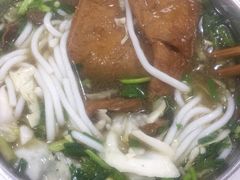 -花溪王记牛肉粉(四季花溪商场店)