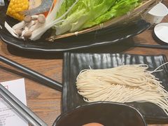 -呷哺呷哺 小火锅 (浦东新欧尚超市店)