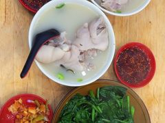 -雷祖芳老妈蹄花店