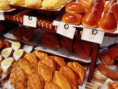 -CARINO BAKERY&CAFE(人广来福士店)