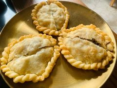 特色牦牛肉馅饼-陀岗美食·云南藏式特色餐厅