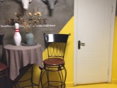 -HIGH FIVE哈福手工汉堡(桂林路店)