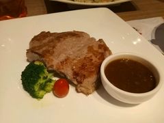 -绿茵阁(体育西分店)