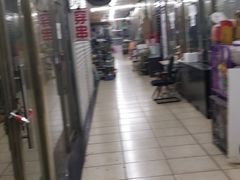 -宝鸡东道花鸟鱼虫市场(吉利花园商场店)