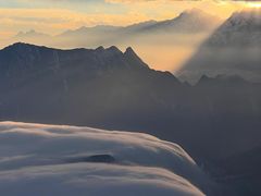 -牛背山