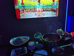 -唯爱KTV聚会餐厅(仙林东城汇店)