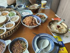 -包整·丝娃娃(一览甲秀楼风景店)