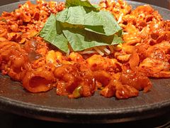 铁板章鱼五花肉-春熙台韩国料理·章鱼肥牛(西丽店)