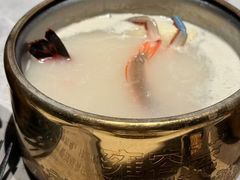 -雍容荟帝王蟹活龙虾展台自助(IFS黑金店)