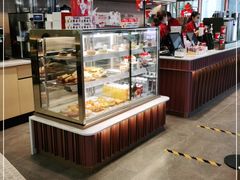 面包甜点陈列柜-Tims天好咖啡·贝果(雁展路万象天地店)