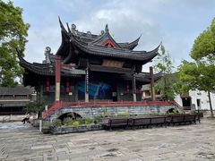 -鲁镇