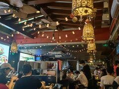 -大头虾越式风味餐厅(光明广场店)