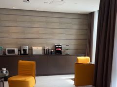 -如家精选酒店(青岛八大关太平角公园地铁站海水浴场店)