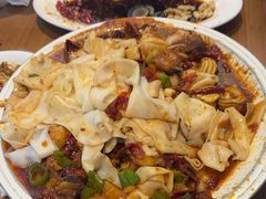 -俭寨大盘鸡·手抓肉·烧烤新疆菜(乌苏路店)