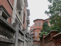 -杨桃院子咖啡吧(中华红墨店)