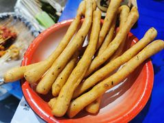 -马路边边串串香(苗栗路店)