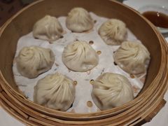 黑猪鲜肉小笼包-桂满陇·江南茶餐厅·蟹黄小笼汤包(中山公园店)