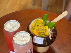 -椰吉满•鲜椰饮品(侨港黑金冠好店)