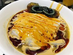 -何老二卤汁凉粉