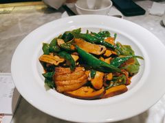 杭椒小炒肉-小菜园新徽菜(常州金坛吾悦店)