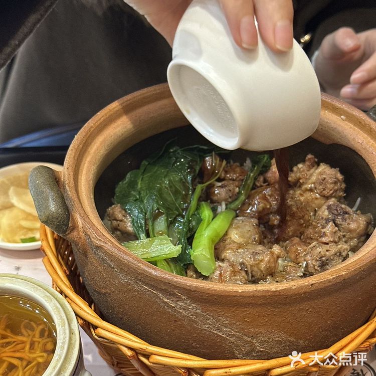 東顺鑫煲仔饭超超好吃！