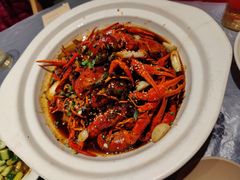 -肥肥虾庄·金牌油焖大虾(汉街总部国际店)